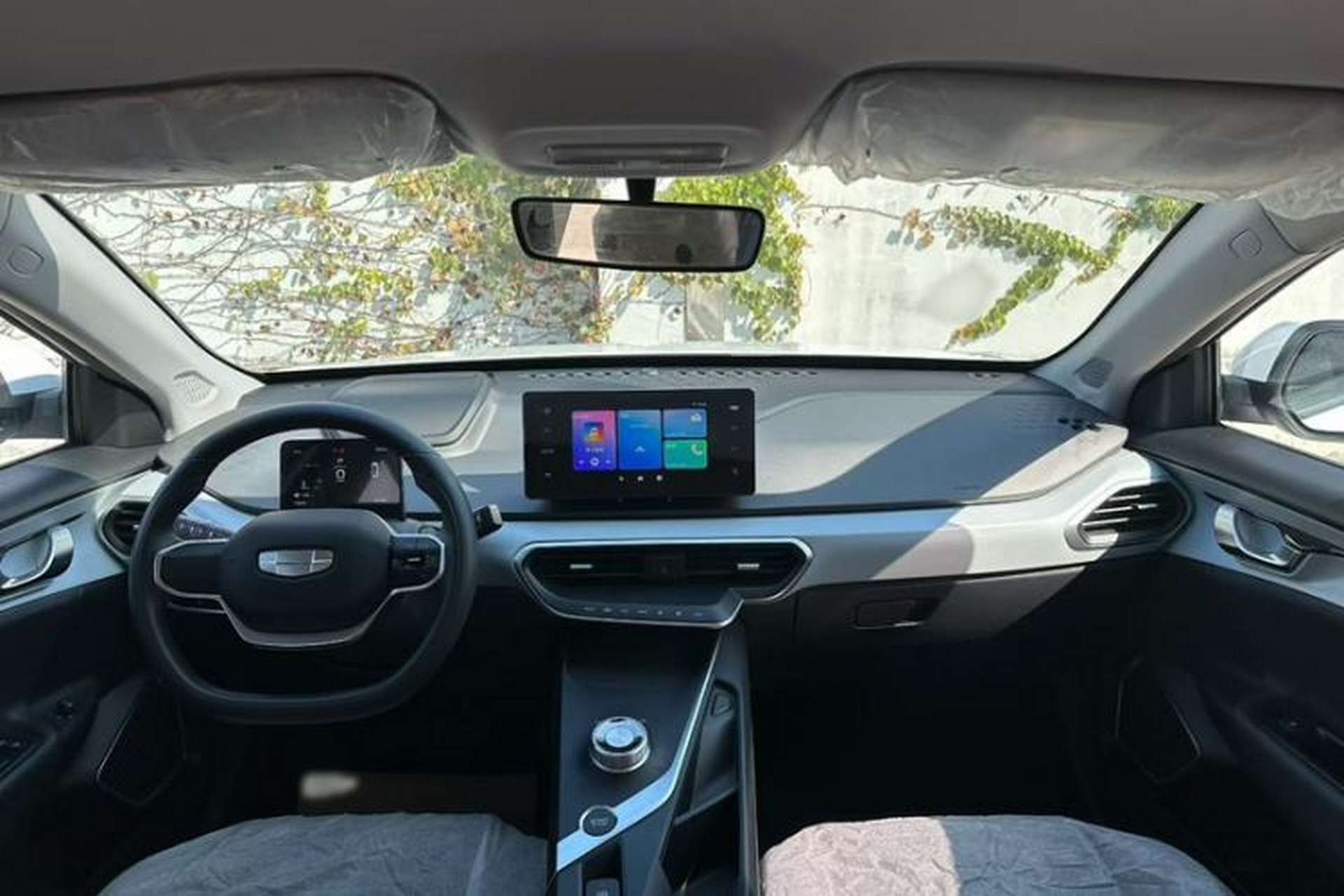Used Geometry A 2024 410KM Travel Edition Interior 3