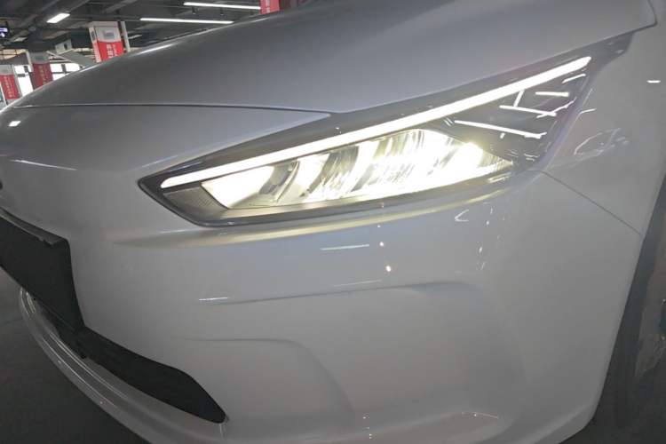 Used Geometry A 2024 500KM Travel Edition Left Front Headlight