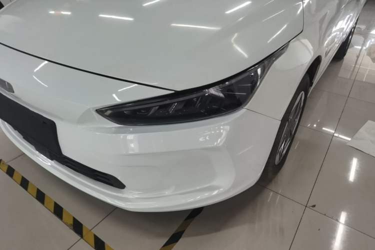 Used Geometry A 2024 410KM Travel Edition Left Front Headlight