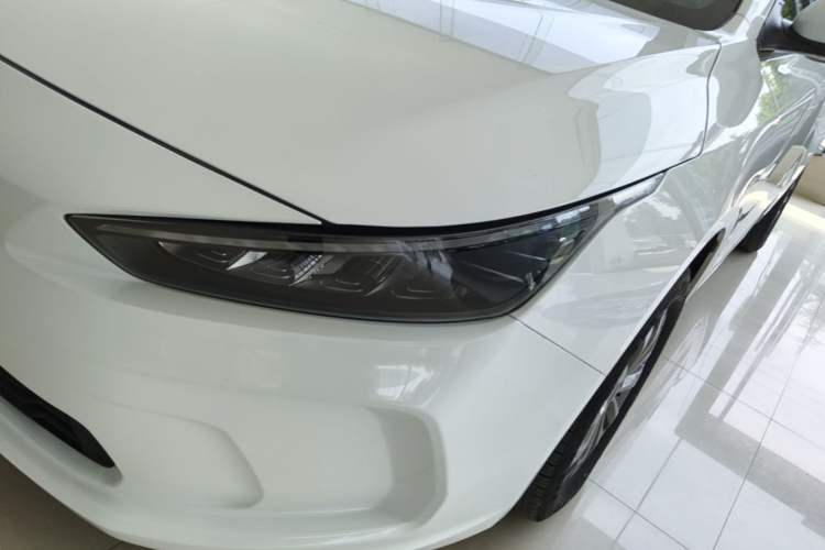 Used Geometry A 2024 410KM Travel Edition Left Front Headlight