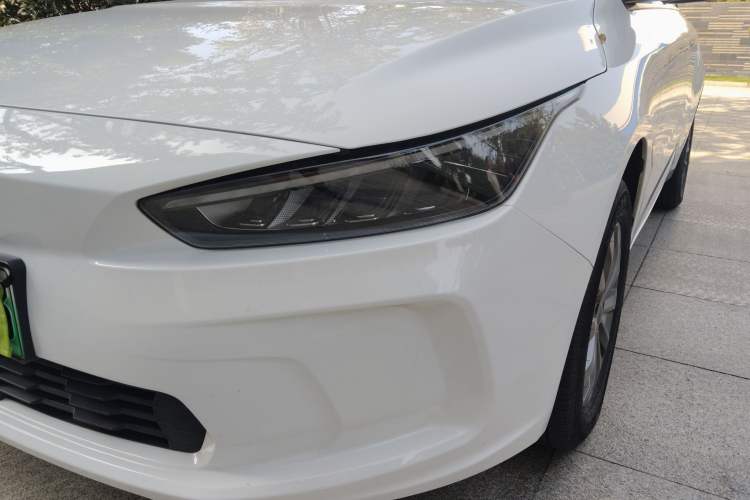 Used Geometry A 2024 410KM Travel Edition Left Front Headlight