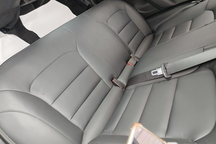 Used Geometry A 2024 410KM Travel Edition Left Rear Seat