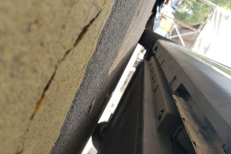 Used Geometry A 2024 410KM Travel Edition Left Side Sill