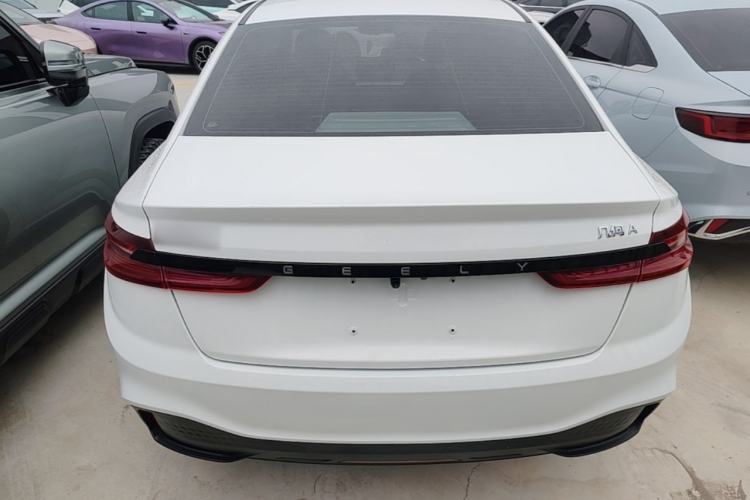 Used Geometry A 2024 410KM Travel Edition Rear