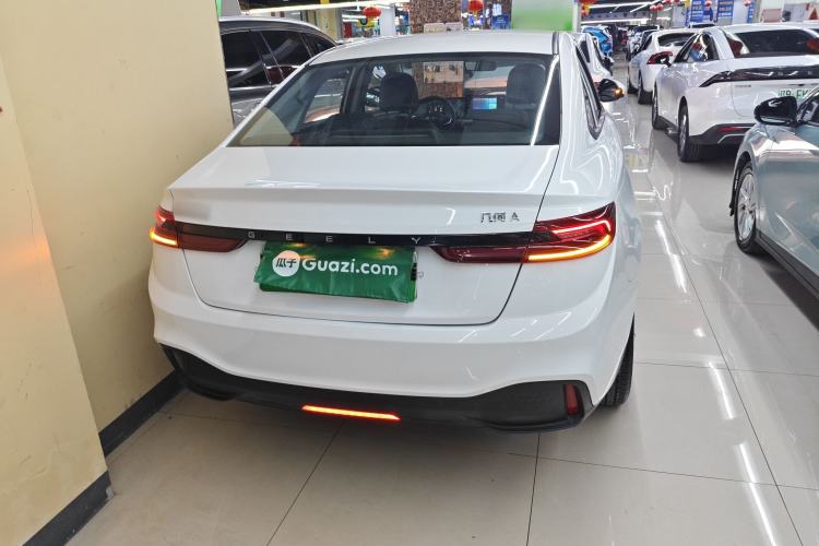 Used Geometry A 2024 410KM Travel Edition Rear