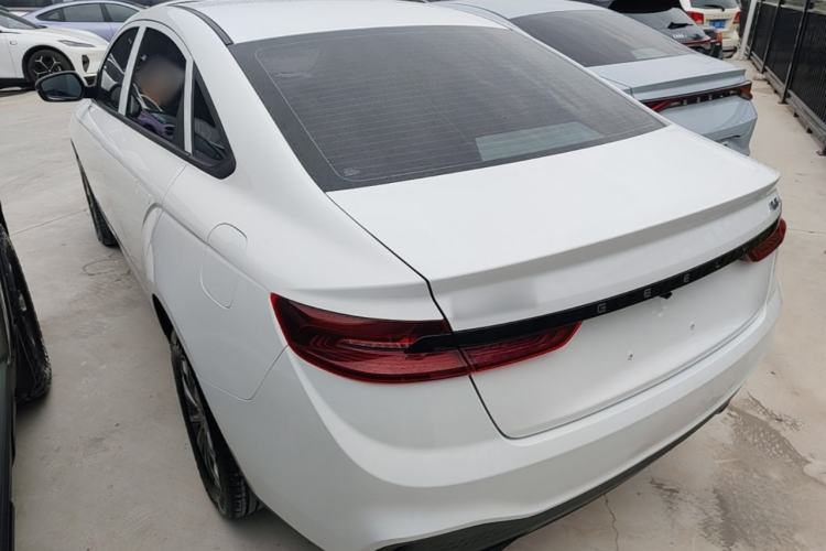 Used Geometry A 2024 410KM Travel Edition Rear Left 45 Deg
