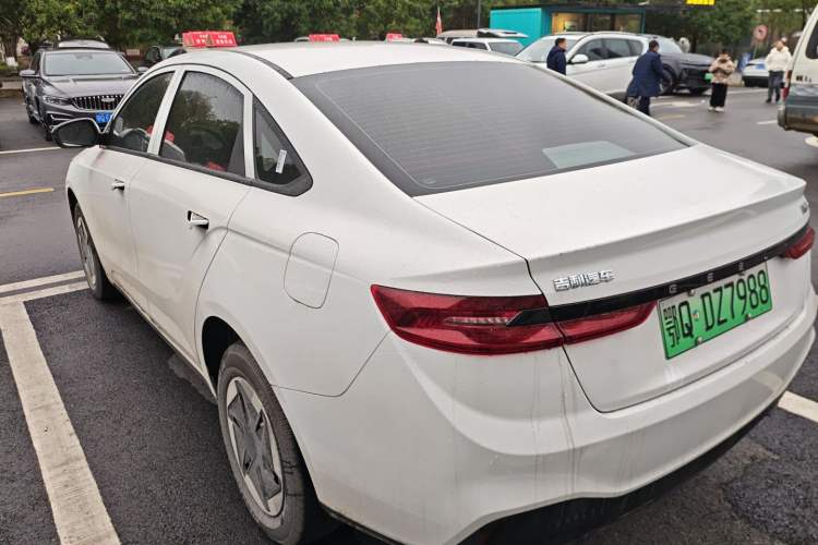 Used Geometry A 2024 500KM Travel Edition Rear Left 45 Deg