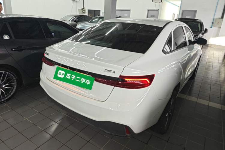 Used Geometry A 2024 410KM Travel Edition Rear Right 45 Deg