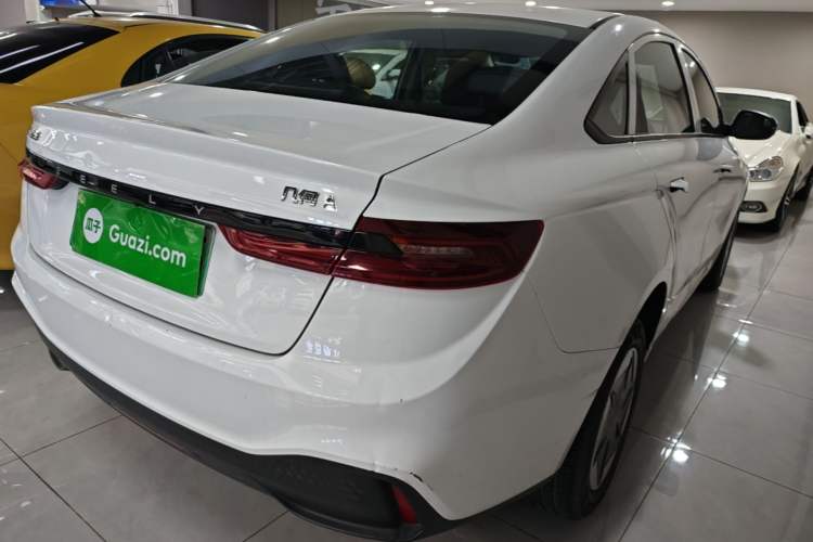 Used Geometry A 2024 410KM Travel Edition Rear Right 45 Deg