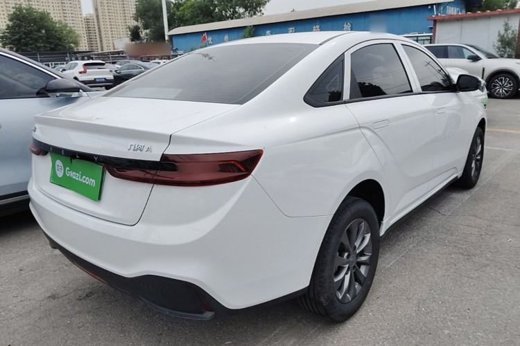 Used Geometry A 2024 410KM Travel Edition Rear Right 45 Deg