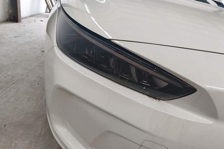 Used Geometry A 2024 500KM Travel Edition Right Front Headlight