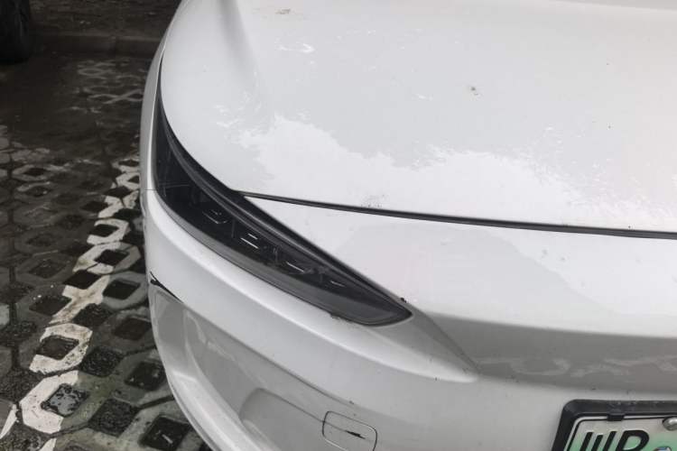 Used Geometry A 2024 410KM Travel Edition Right Front Headlight