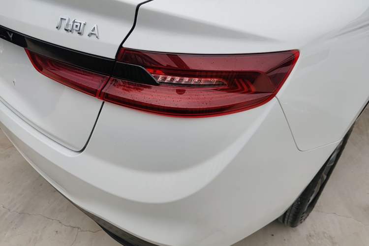 Used Geometry A 2024 410KM Travel Edition Right Rear Taillight