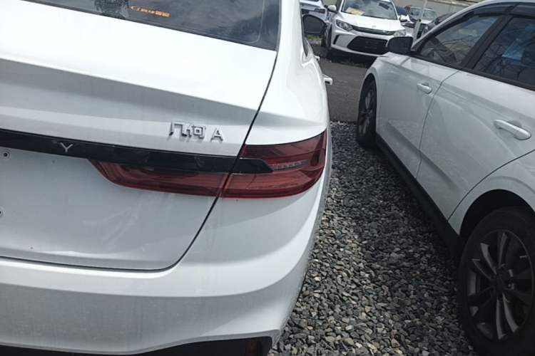 Used Geometry A 2024 500KM Travel Edition Right Rear Taillight