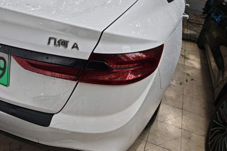 Used Geometry A 2024 410KM Travel Edition Right Rear Taillight