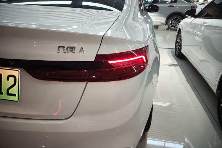 Used Geometry A 2024 410KM Travel Edition Right Rear Taillight