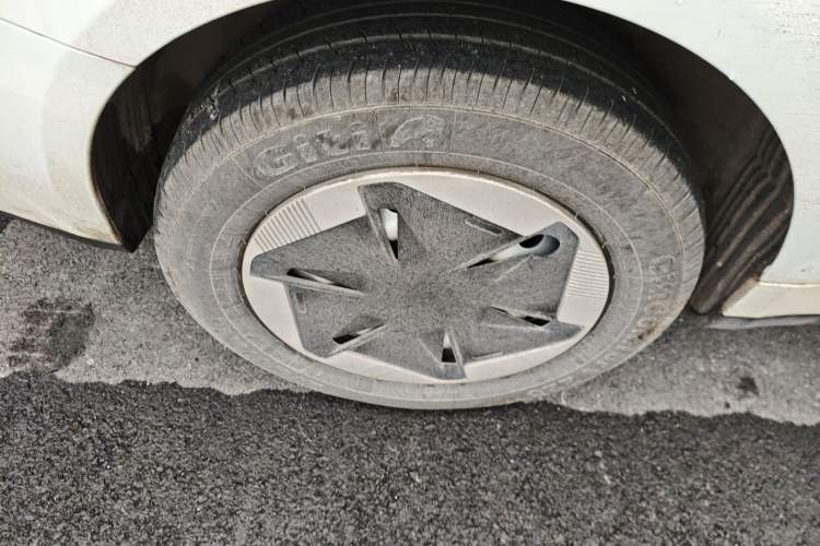 Used Geometry A 2024 500KM Travel Edition Right Rear Wheel Hub