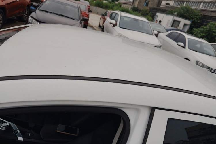 Used Geometry A 2024 410KM Travel Edition Roof
