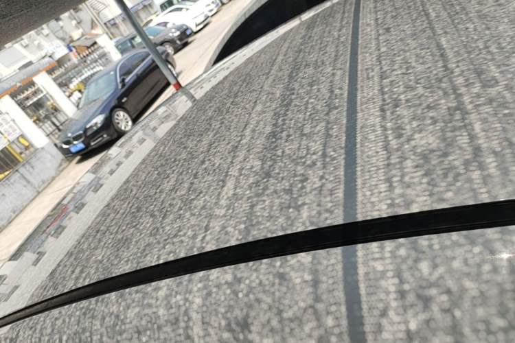 Used Geometry A 2024 410KM Travel Edition Roof