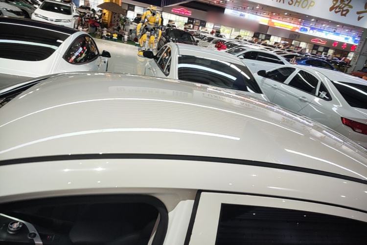 Used Geometry A 2024 410KM Travel Edition Roof
