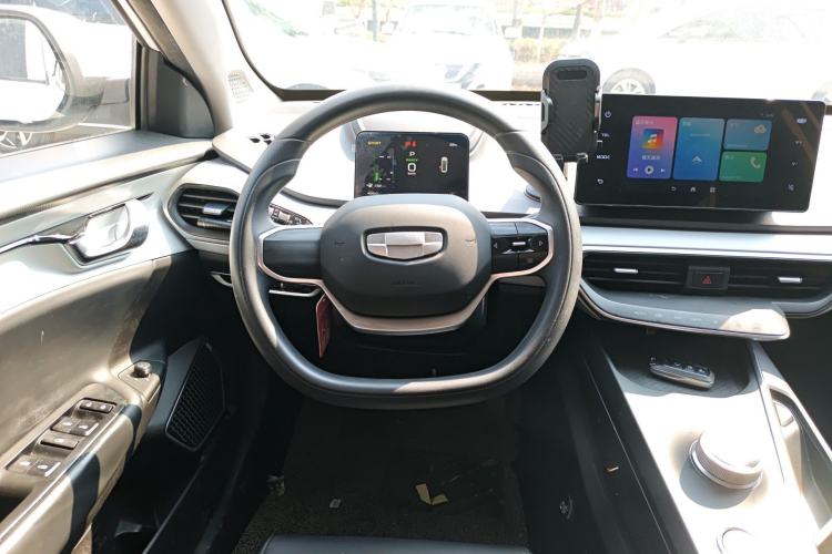 Used Geometry A 2024 410KM Travel Edition Steering Wheel
