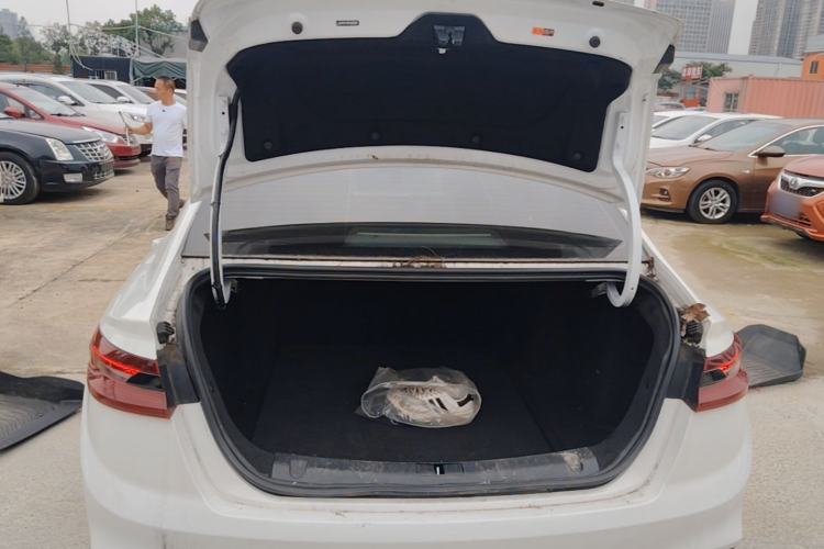 Used Geometry A 2024 410KM Travel Edition Trunk