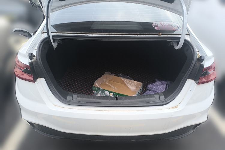 Used Geometry A 2024 410KM Travel Edition Trunk
