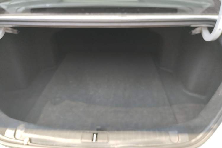 Used Geometry A 2024 410KM Travel Edition Trunk