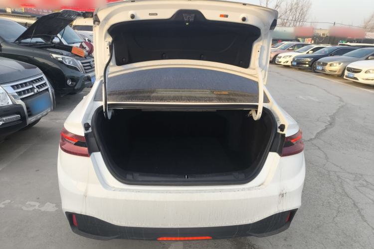 Used Geometry A 2024 500KM Travel Edition Trunk