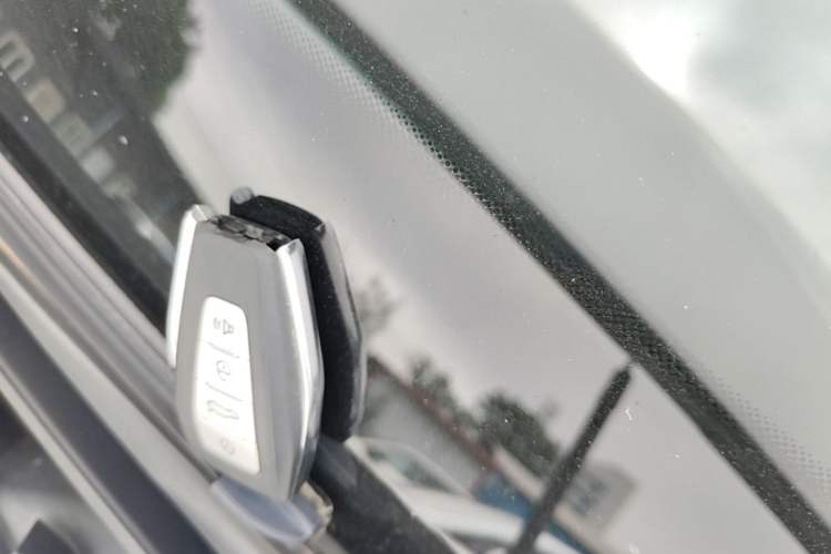 Used Geometry A 2024 410KM Travel Edition Vehicle Key