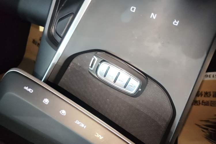 Used Geometry A 2024 410KM Travel Edition Vehicle Key