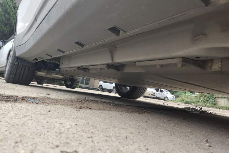 Used Geometry C 2022 Blueberry C400 Chassis Front Right