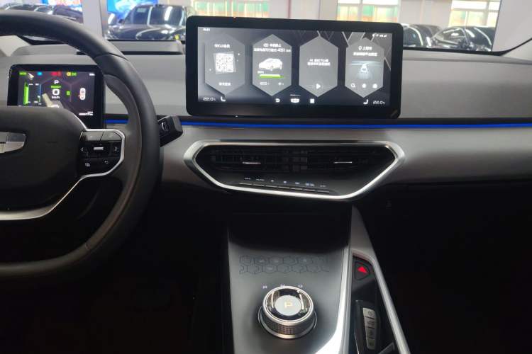 Used Geometry C 2020 Selected Range Edition 550 KM C++ Pro Audio And AC Panel