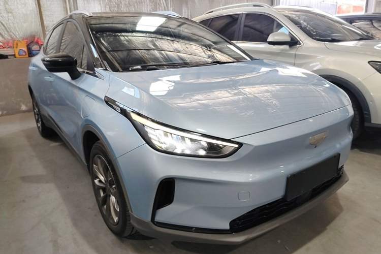 Used Geometry C 2020 Selected Range Edition 550 KM C++ Front Right 45 Deg