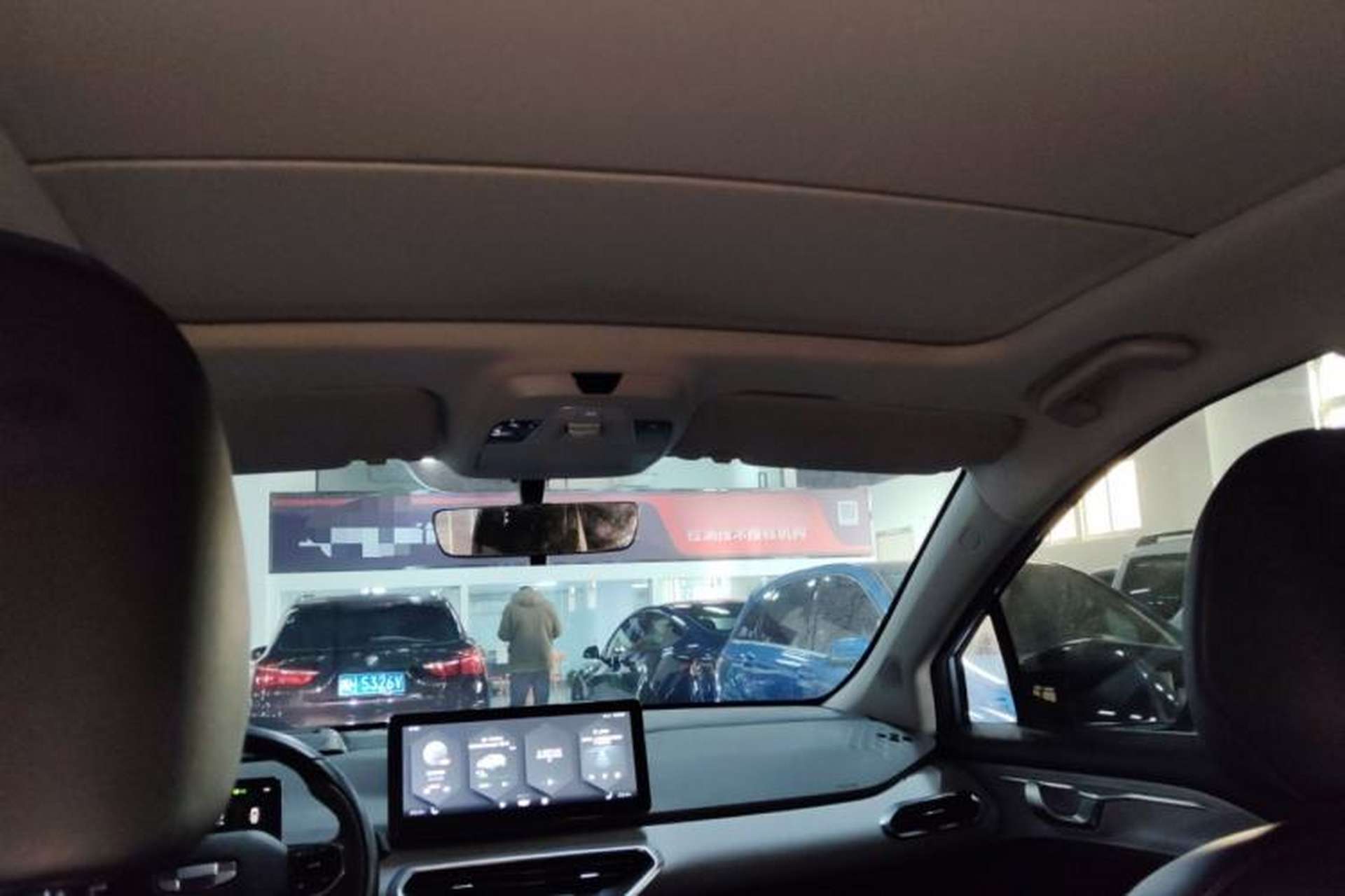 Used Geometry C 2020 Selected Range Edition 550 KM C++ Headliner