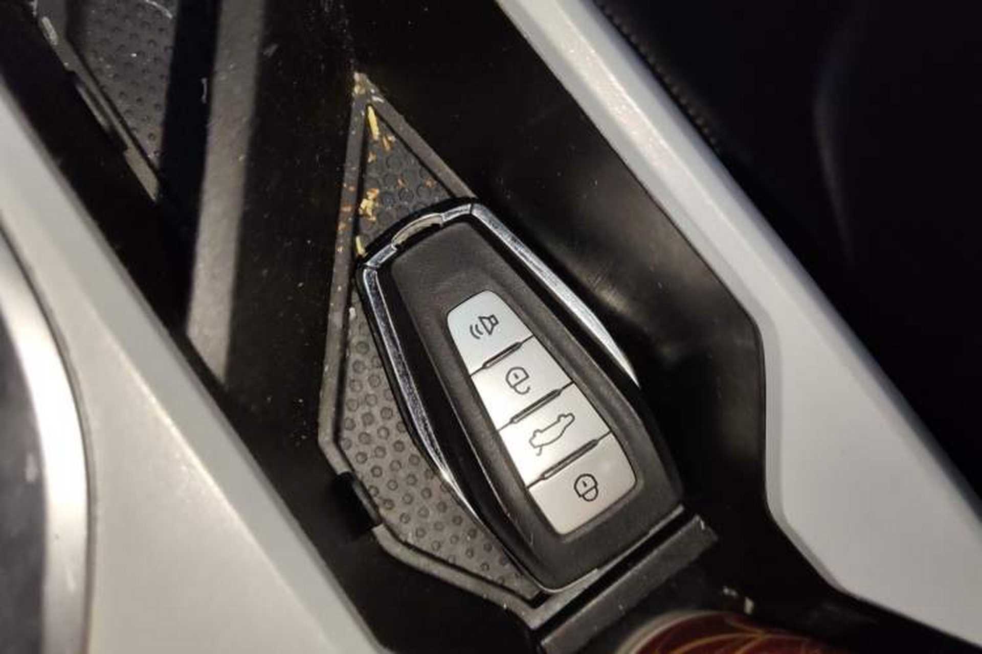 Used Geometry C 2020 Selected Range Edition 550 KM C++ Interior 1