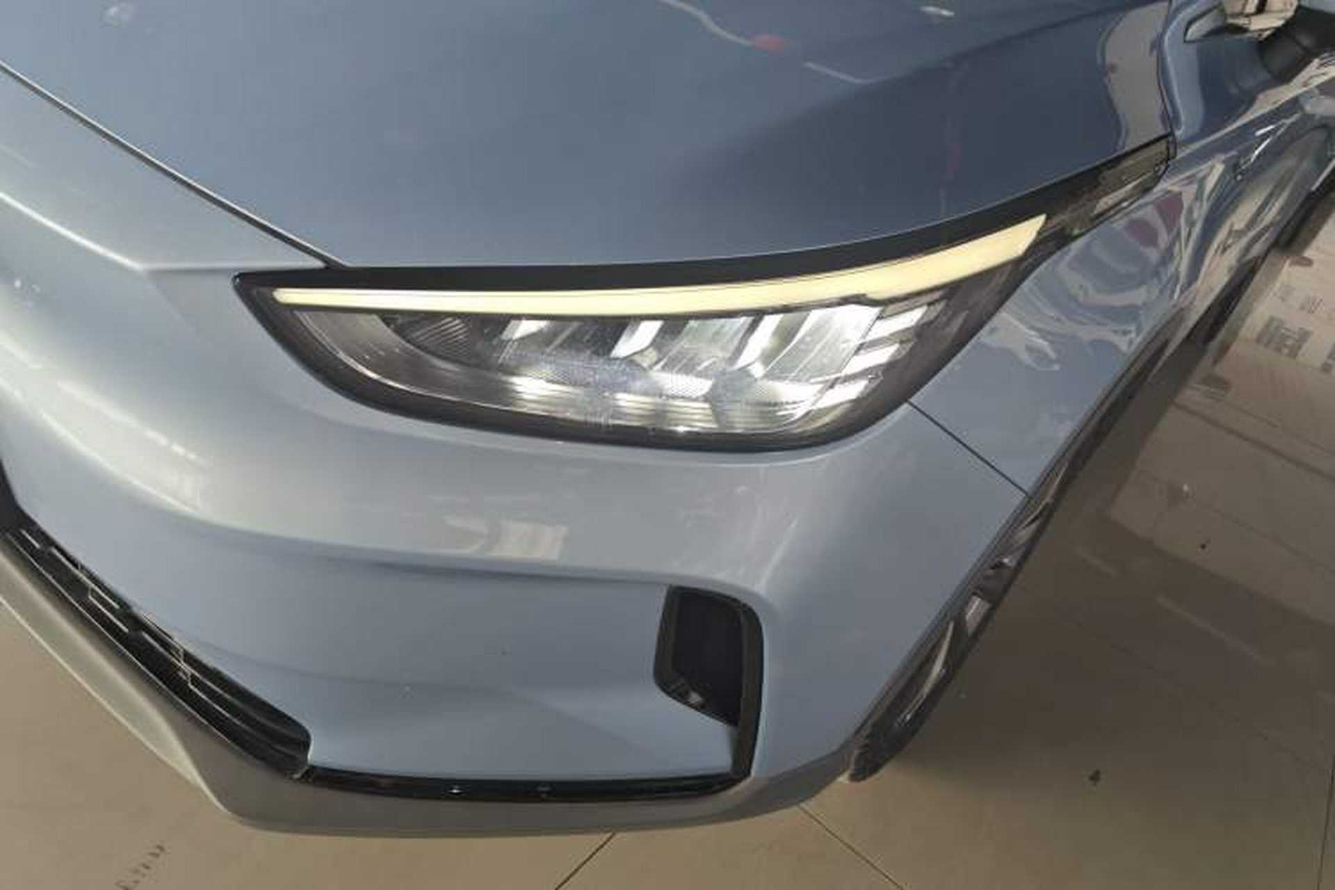 Used Geometry C 2020 Premium Range Edition 400 KM C+ Pro Left Front Headlight