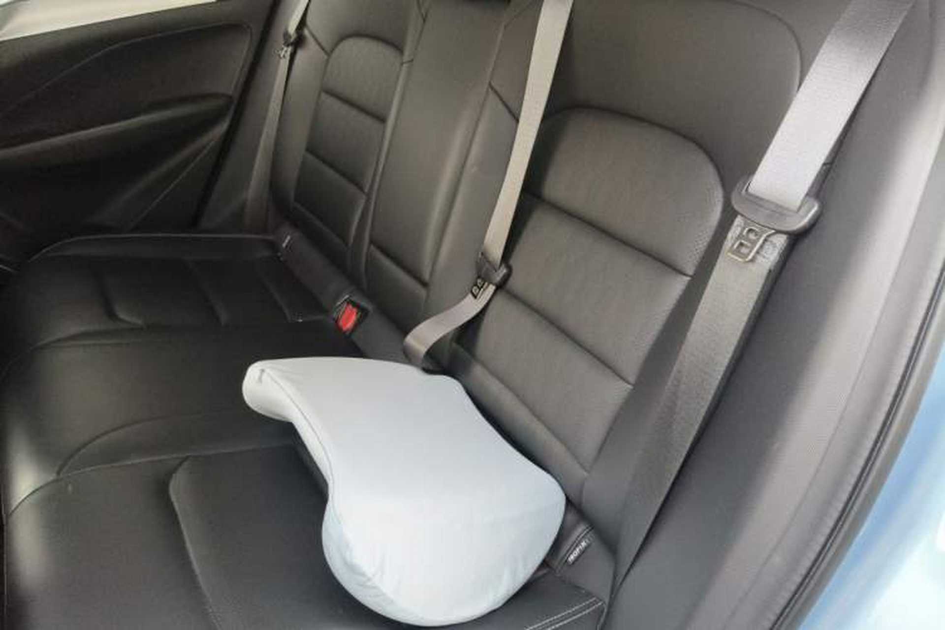 Used Geometry C 2020 Selected Range Edition 550 KM C++ Left Rear Seat