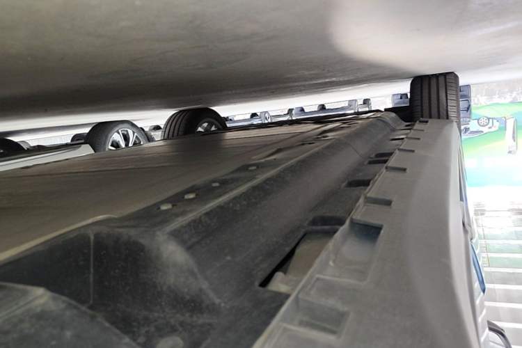 Used Geometry C 2020 Selected Range Edition 550 KM C++ Left Side Sill