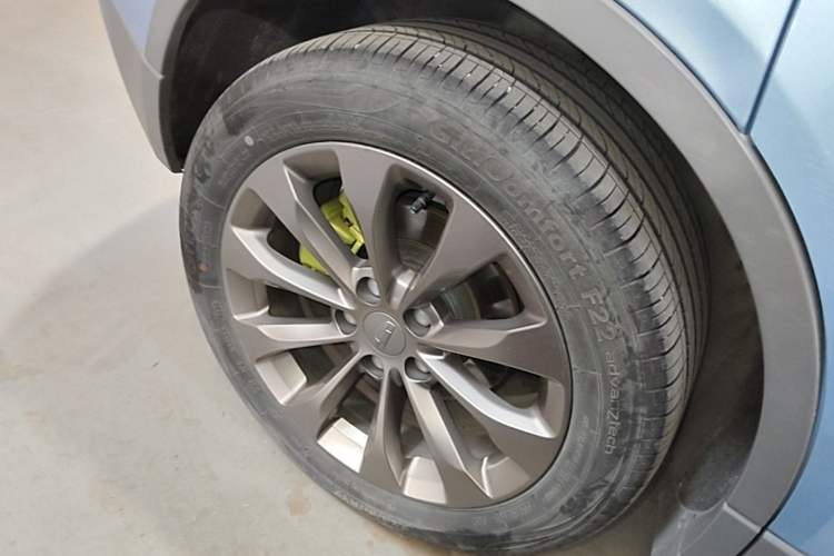 Used Geometry C 2020 Selected Range Edition 550 KM C++ Right Rear Wheel Hub