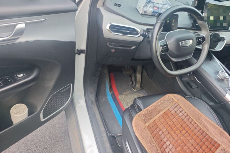Used Geometry C 2020 Selected Range Edition 550 KM C++ Driver Seat