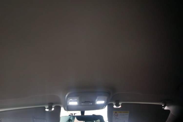 Used Geometry C 2020 Premium Range Version 400 KM C+ Headliner