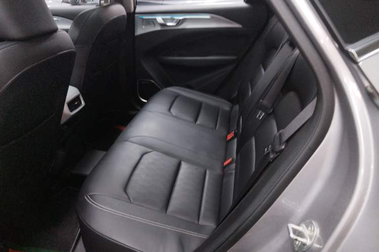 Used Geometry C 2020 Selected Range Edition 550 KM C++ Pro Interior 4