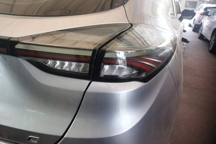 Used Geometry C 2020 Premium Range Version 400 KM C+ Right Rear Taillight
