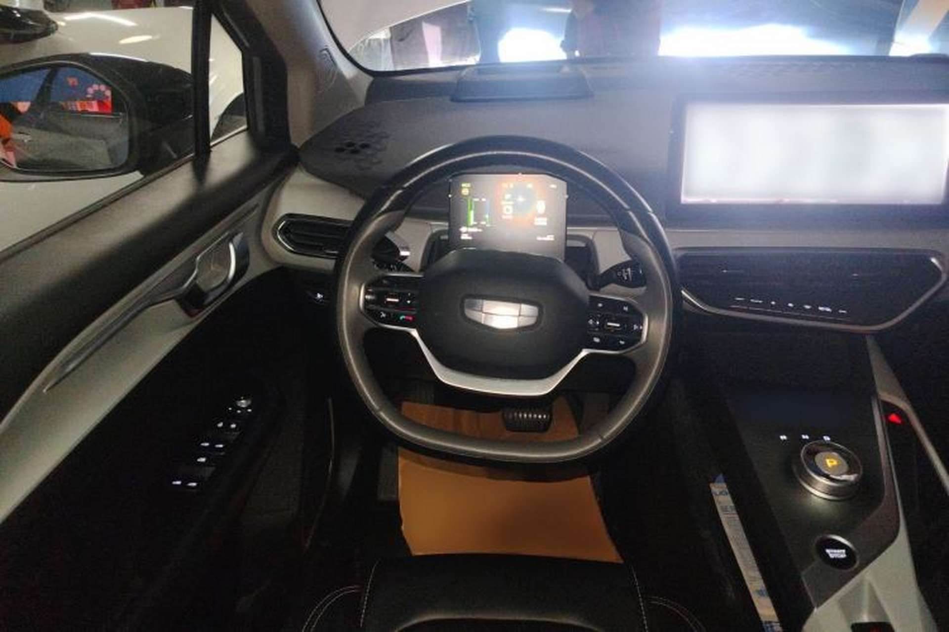 Used Geometry C 2020 Selected Range Edition 550 KM C++ Steering Wheel