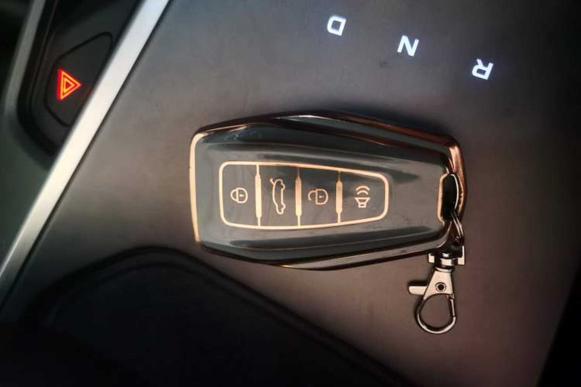 Used Geometry C 2020 Premium Range Version 400 KM C+ Vehicle Key