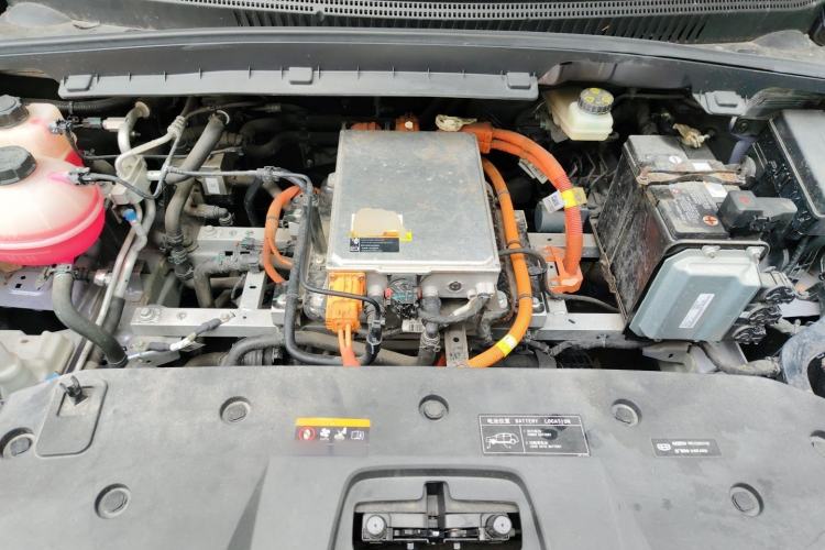 Used Geometry C 2020 Selected Range Edition 550 KM C++ Engine Bay