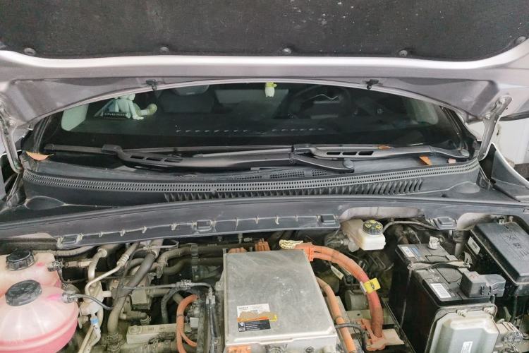 Used Geometry C 2020 Selected Range Edition 550 KM C++ Engine Bay