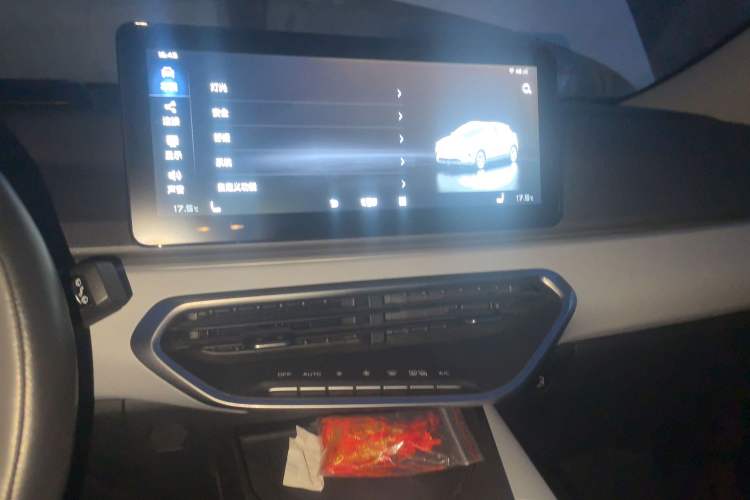 Used Geometry C 2020 Premium Range Edition 400 KM C+ Pro Audio And AC Panel