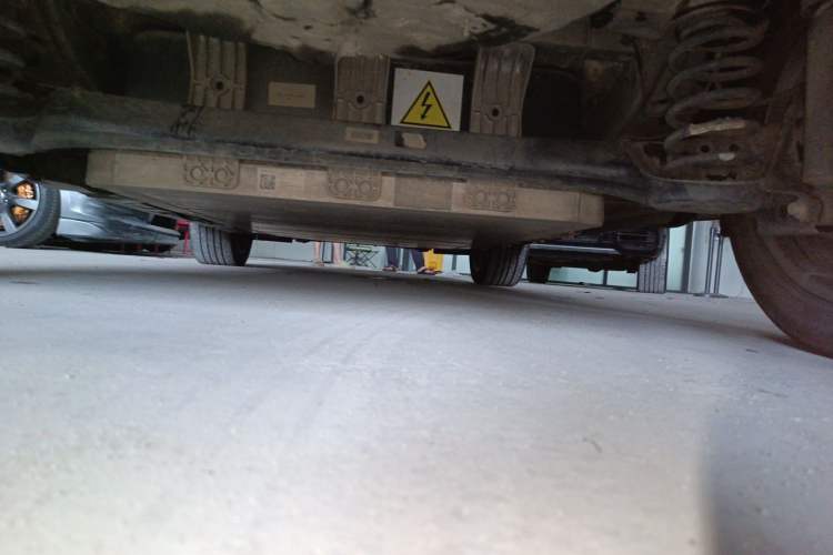 Used Geometry C 2020 Premium Range Version 400 KM C+ Chassis Rear